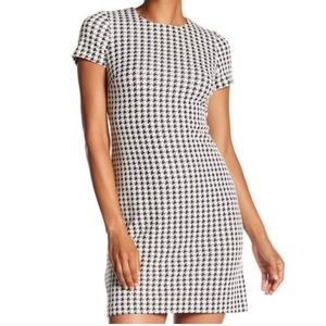 Calvin Klein Houndstooth Short Sleeve Sheath Dress In Black And White Size 2